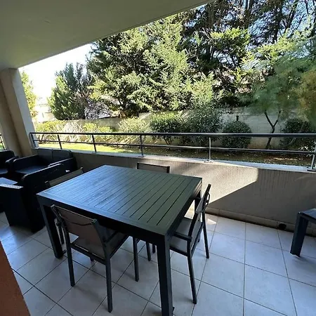 Charmant Terrasse, Calme Et Confort *